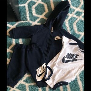 Nike 0-6 Months 3-pc Set
